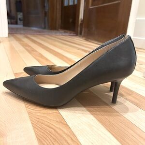 NWOT- Ralph Lauren Lanette pumps size 8